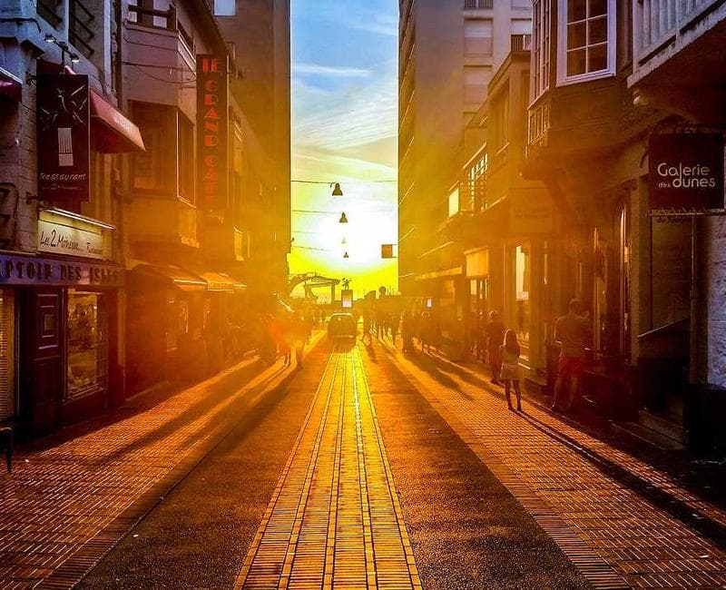 Couple at Foz do Douro, Porto